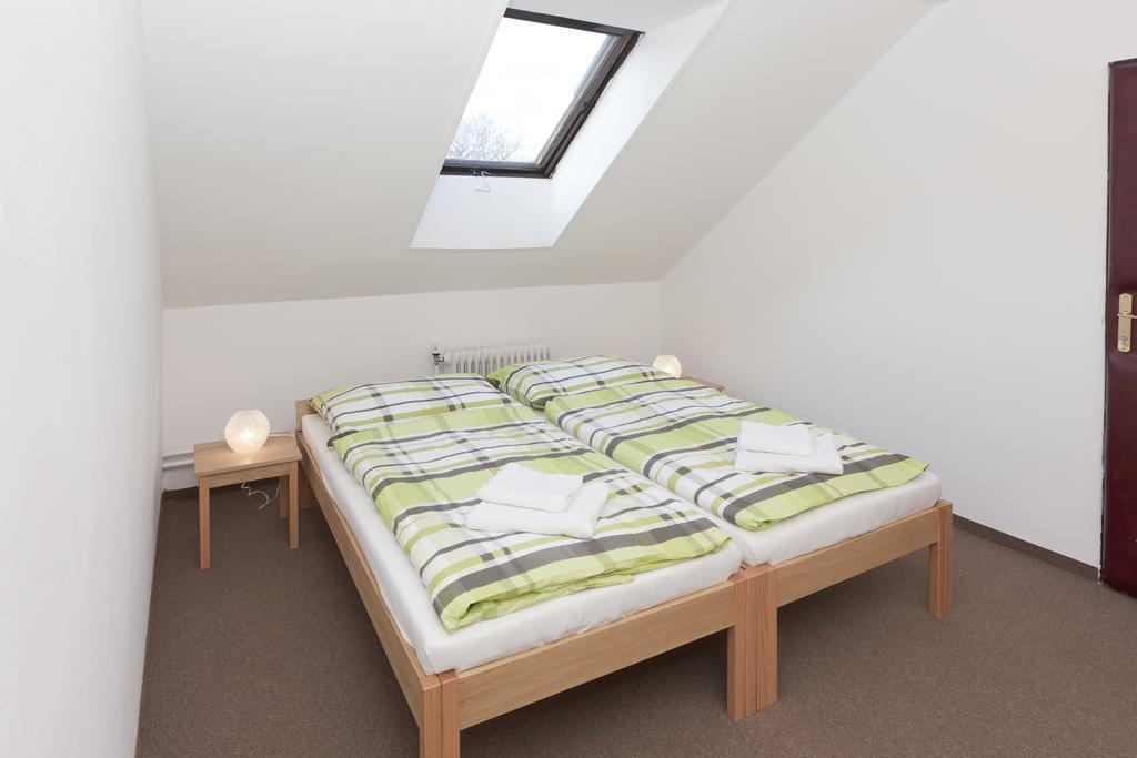 Oneman Hostel Прага Стая снимка